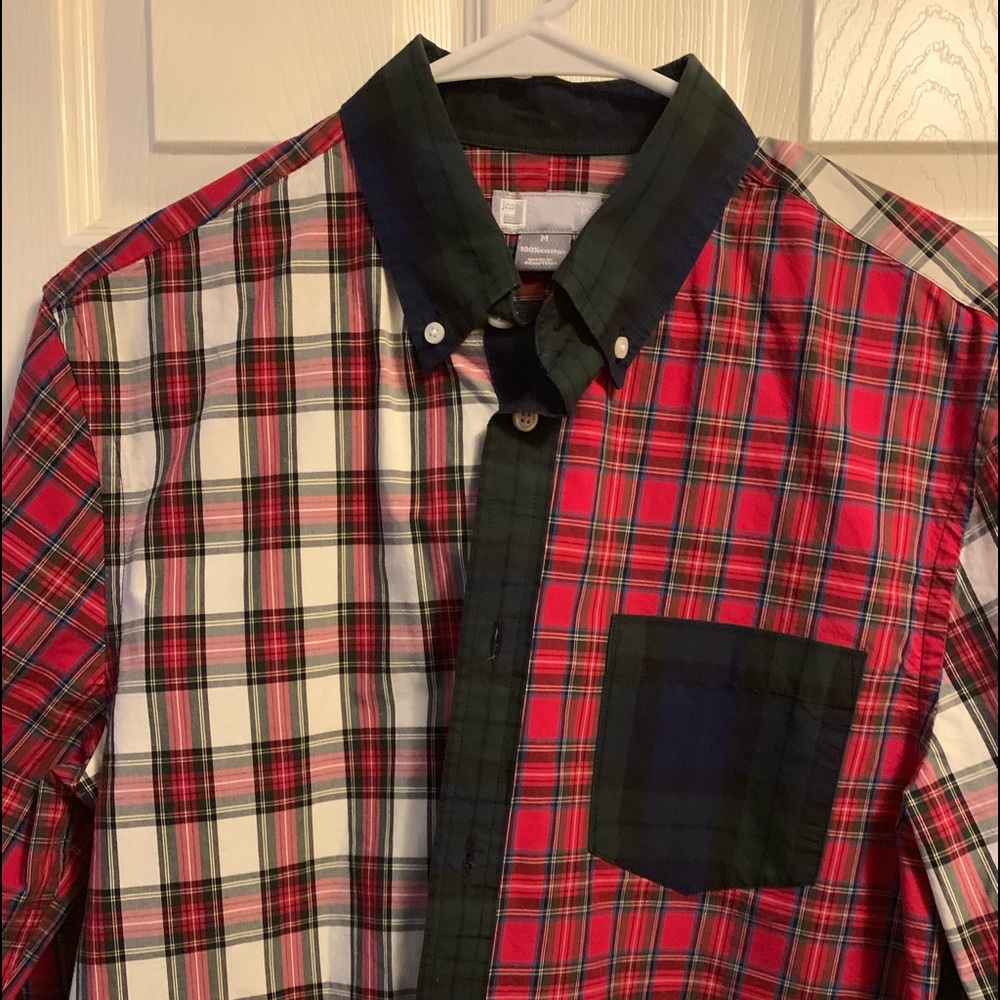 LONG SLEEVE BUTTON DOWN